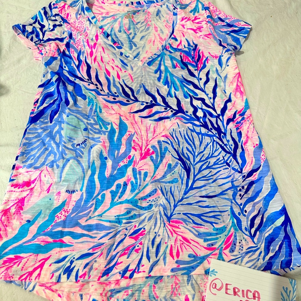 XS Lilly Pulitzer Etta Top in Kaleidoscope Coral - Picture 4 of 6